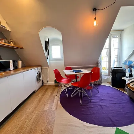 Nid Douillet Au Centre De Appartement *